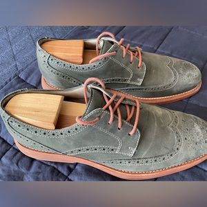 Grey Sperry men’s shoes